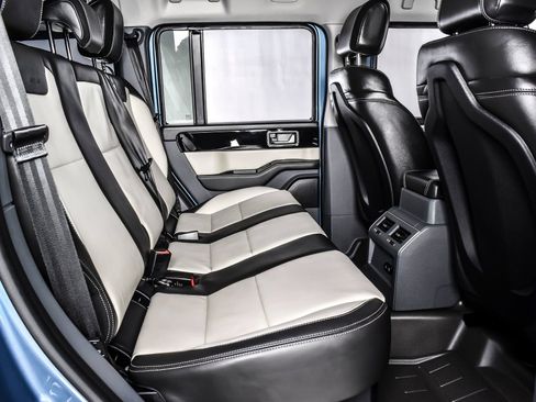 Used 2025 INEOS Grenadier AWD/4WD image 20