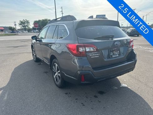 Used 2019 Subaru Outback 2.5i Limited AWD/4WD image 4