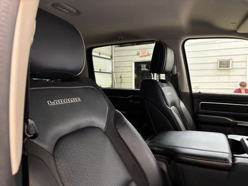 Used 2022 RAM 1500 Laramie AWD/4WD image 28
