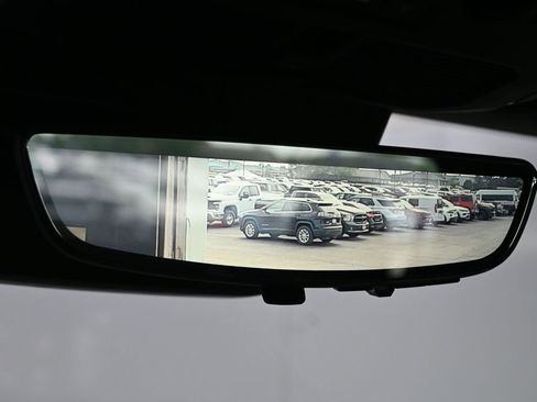 New 2025 GMC Hummer EV 2X w/ LPO, Dark Essentials Package image 28