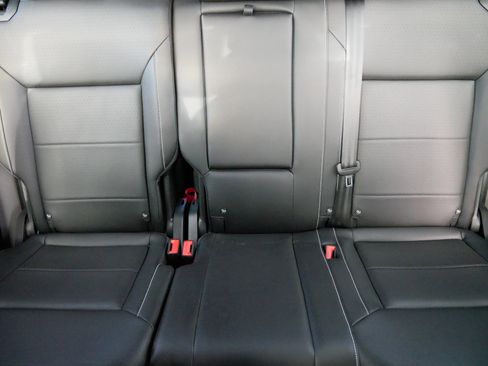 Certified 2023 Volkswagen Atlas SE image 13