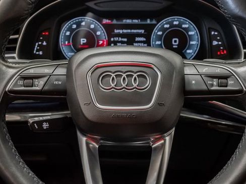 Used 2021 Audi Q7 2.0T Premium Plus w/ Premium Plus Package AWD/4WD image 12