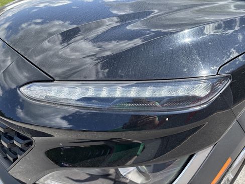 Used 2023 Hyundai Kona SEL AWD/4WD image 10