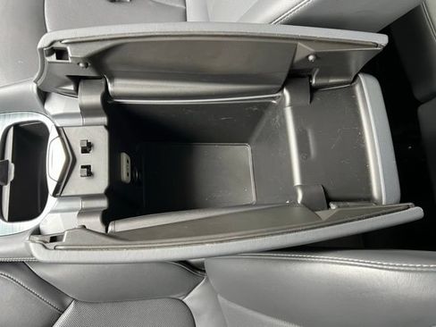 Used 2020 Buick Envision Essence FWD image 17