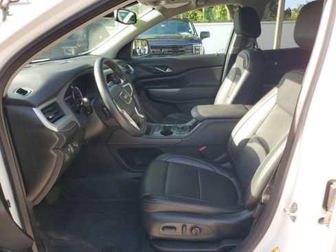 Certified 2023 GMC Acadia SLT FWD image 17