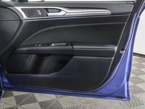 Used 2019 Ford Fusion SE image 47