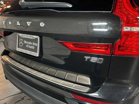 Used 2019 Volvo XC60 T5 Momentum w/ Protection Package Premier AWD/4WD image 19