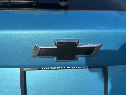 Used 2025 Chevrolet Trax RS image 11