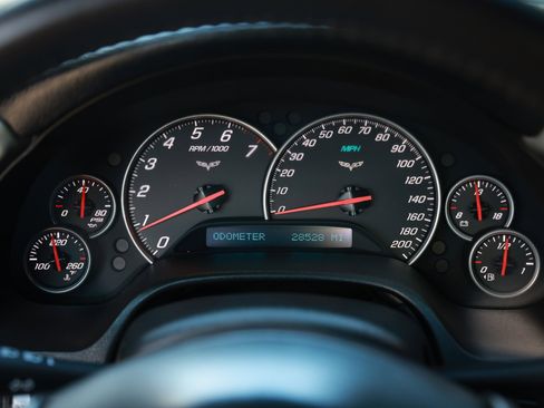 Used 2005 Chevrolet Corvette Twin Turbo w/ Preferred Equipment Group image 29