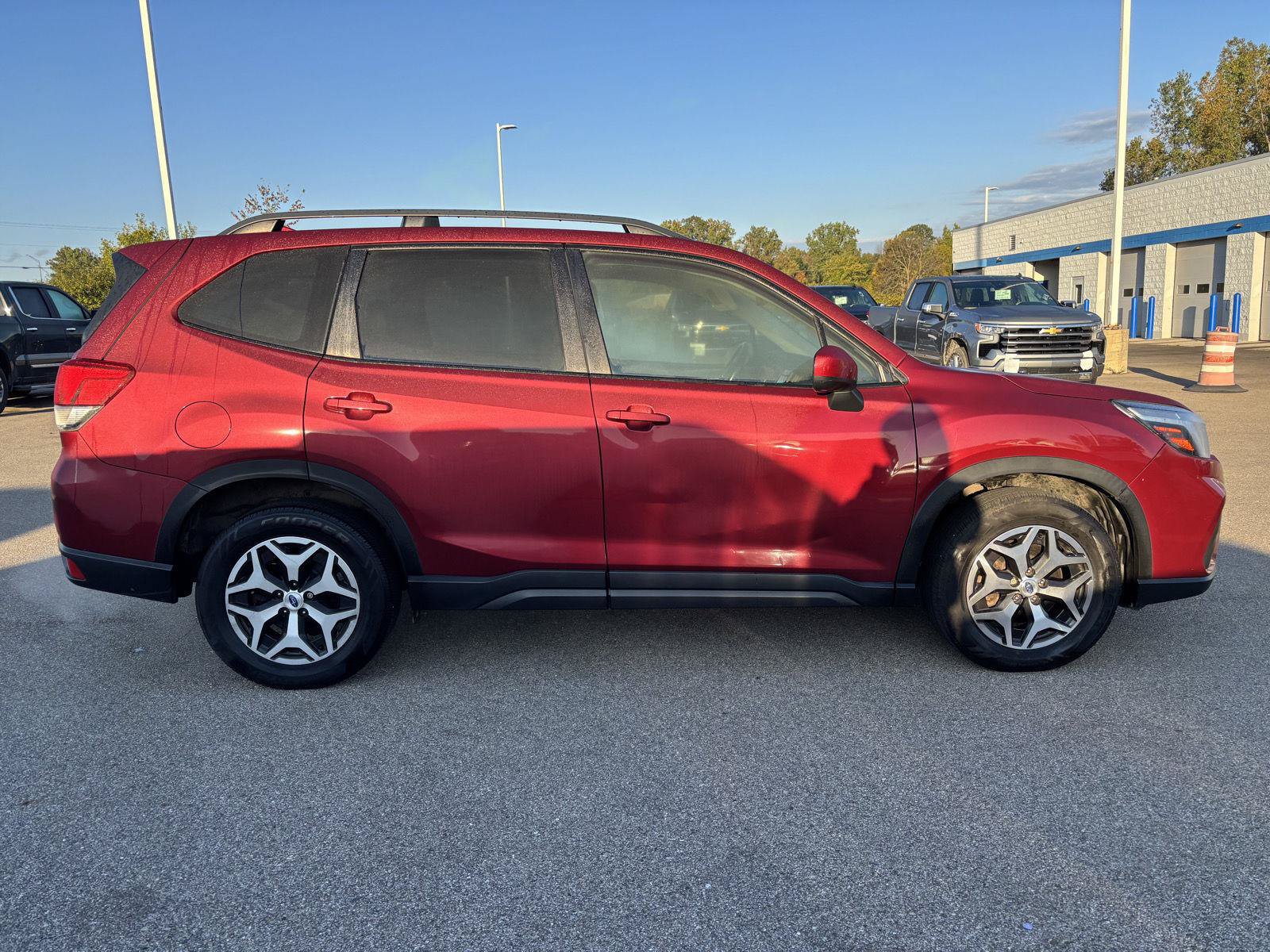 Used 2020 Subaru Forester Premium AWD/4WD image 6