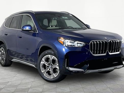Used 2025 BMW X1 xDrive28i w/ Convenience Package AWD/4WD image 4