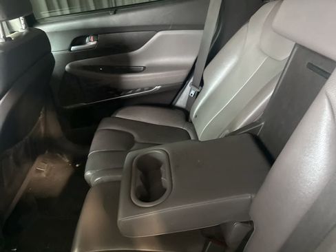 Used 2019 Hyundai Santa Fe Limited image 18
