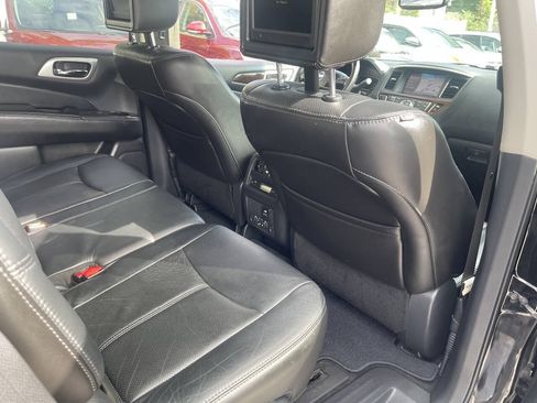 Used 2014 Nissan Pathfinder Platinum w/ Platinum Premium Package AWD/4WD image 30