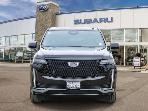 Used 2023 Cadillac Escalade ESV Sport Platinum w/ LPO, ONYX Package image 6