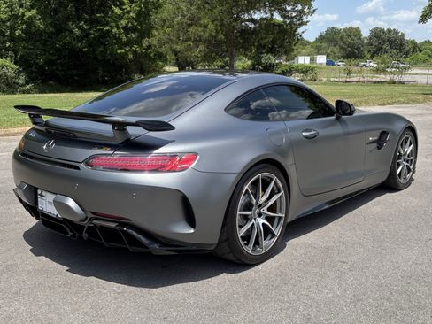 Used 2018 Mercedes-Benz AMG GT R image 3