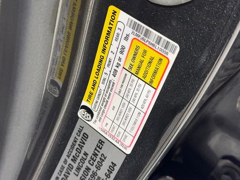 Used 2017 Lincoln MKX Reserve w/ Luxury Package image 38