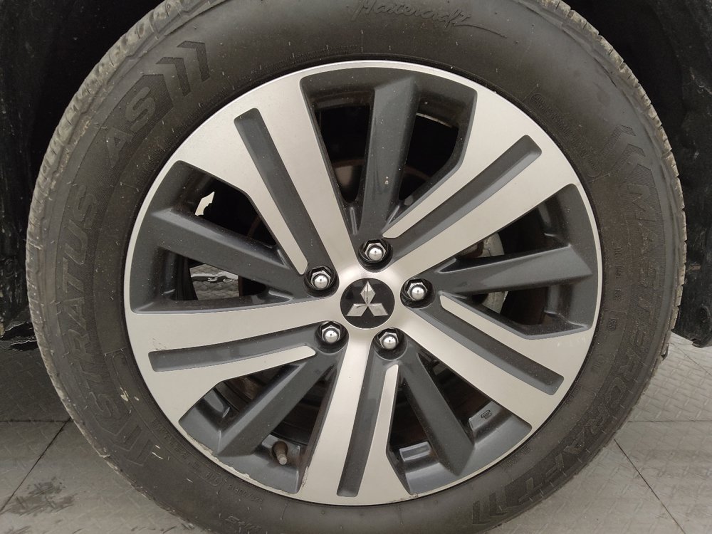Used 2021 Mitsubishi Outlander Sport SE FWD image 31