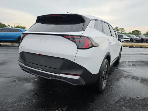 New 2026 Kia Sportage LX FWD image 8