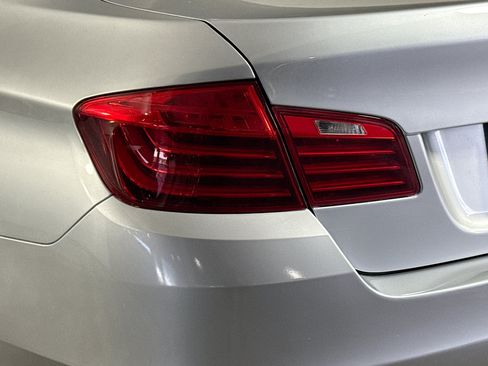 Used 2016 BMW 528i Sedan RWD image 35