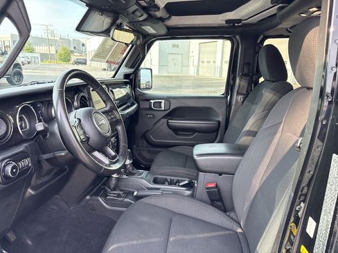 Used 2021 Jeep Wrangler Unlimited Sport AWD/4WD image 18