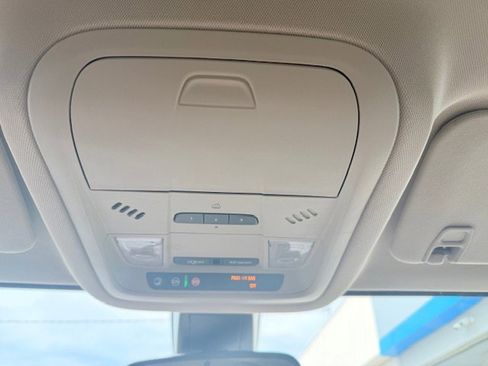 Used 2019 GMC Acadia Denali FWD image 19