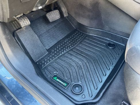 Used 2020 Chevrolet Malibu LT image 18