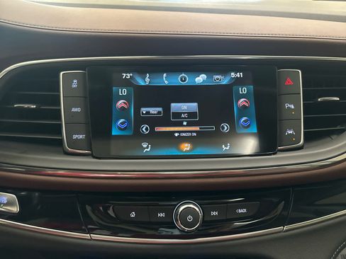 Used 2018 Buick Enclave Avenir w/ Avenir Technology Package image 40