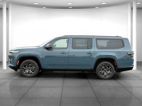 New 2026 Jeep Grand Wagoneer L Limited image 4