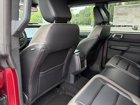 New 2026 Ford Bronco Outer Banks AWD/4WD image 23