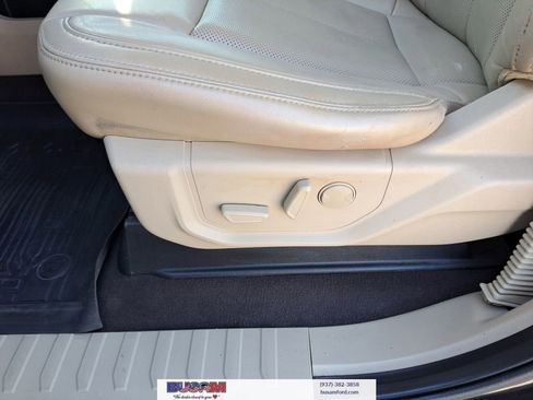 Used 2019 Ford F150 Lariat image 12