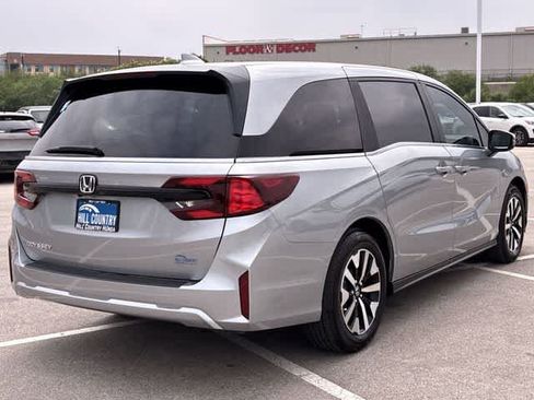 Used 2026 Honda Odyssey EX-L image 6