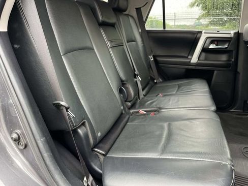 Used 2017 Toyota 4Runner Limited AWD/4WD image 25
