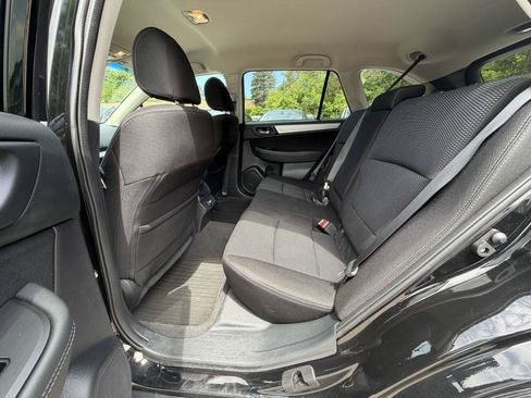 Used 2018 Subaru Outback 2.5i Premium AWD/4WD image 21