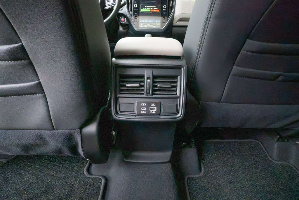 Certified 2025 Subaru Forester Premium AWD/4WD image 18