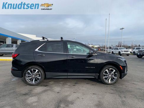 Used 2024 Chevrolet Equinox Premier image 8