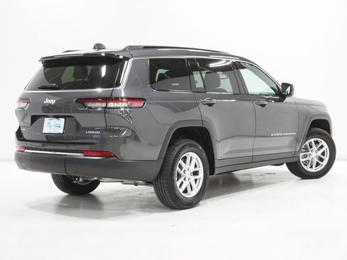Used 2025 Jeep Grand Cherokee L Laredo image 7