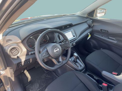 New 2025 Nissan Kicks Play S image 4
