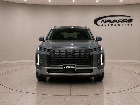 Used 2024 Hyundai Palisade Limited FWD image 3