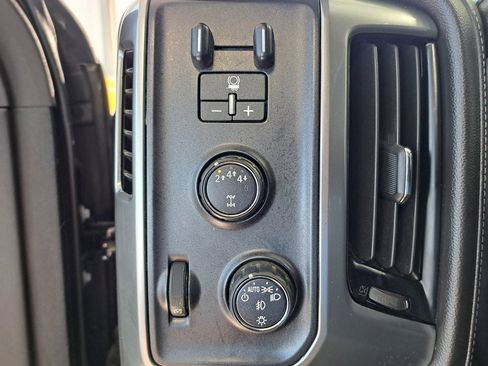 Used 2019 Chevrolet Silverado 2500 LTZ w/ Duramax Plus Package image 14