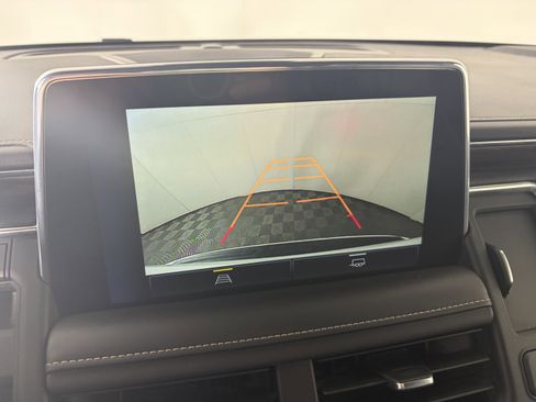 Used 2024 Chevrolet Tahoe Premier image 5