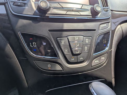 Used 2015 Buick Regal Premium FWD image 23