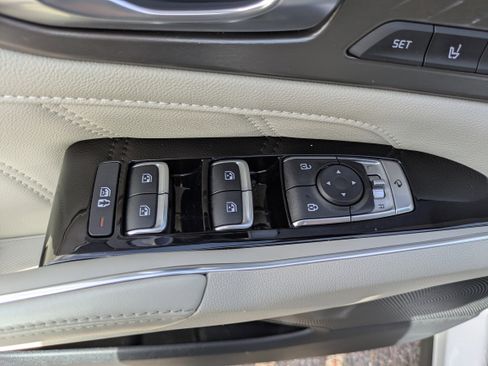 Used 2023 Kia Sorento SX image 19