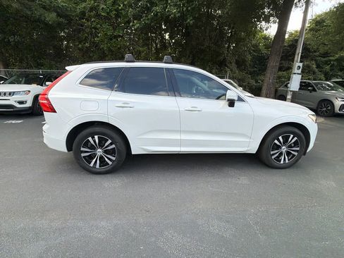 Certified 2023 Volvo XC60 B5 Core w/ Climate Package FWD image 17