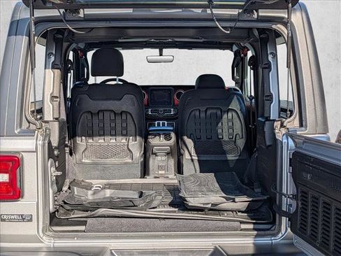 Used 2020 Jeep Wrangler Rubicon image 6