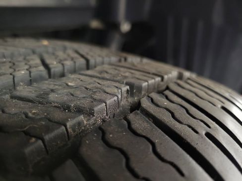 Used 2023 Ford F150 Lariat w/ Equipment Group 502A High image 13