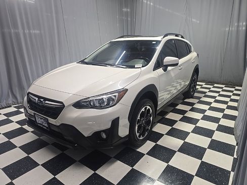 Used 2021 Subaru Crosstrek 2.0i Premium w/ Moonroof Package AWD/4WD image 1