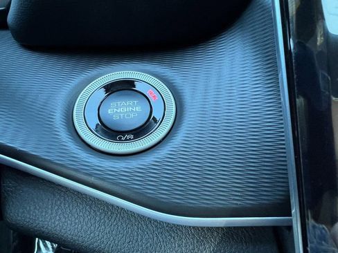 New 2025 Jeep Grand Cherokee L Altitude image 29