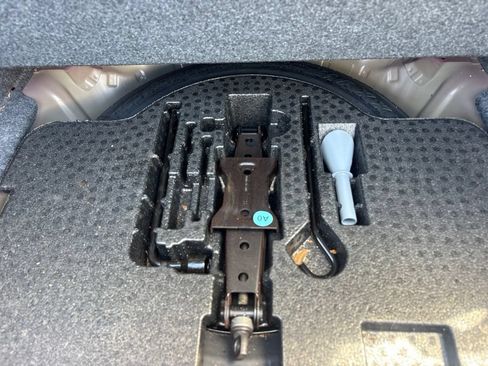 Used 2019 Honda Accord LX image 16