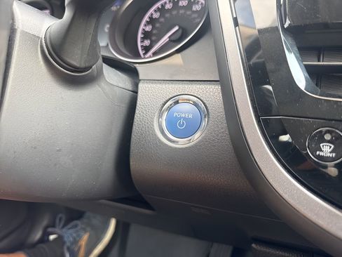 Used 2023 Toyota Camry SE w/ Convenience Package image 21