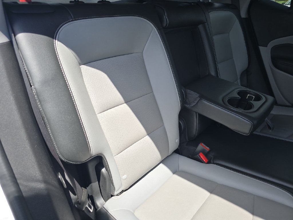 Used 2024 GMC Terrain SLT FWD image 20